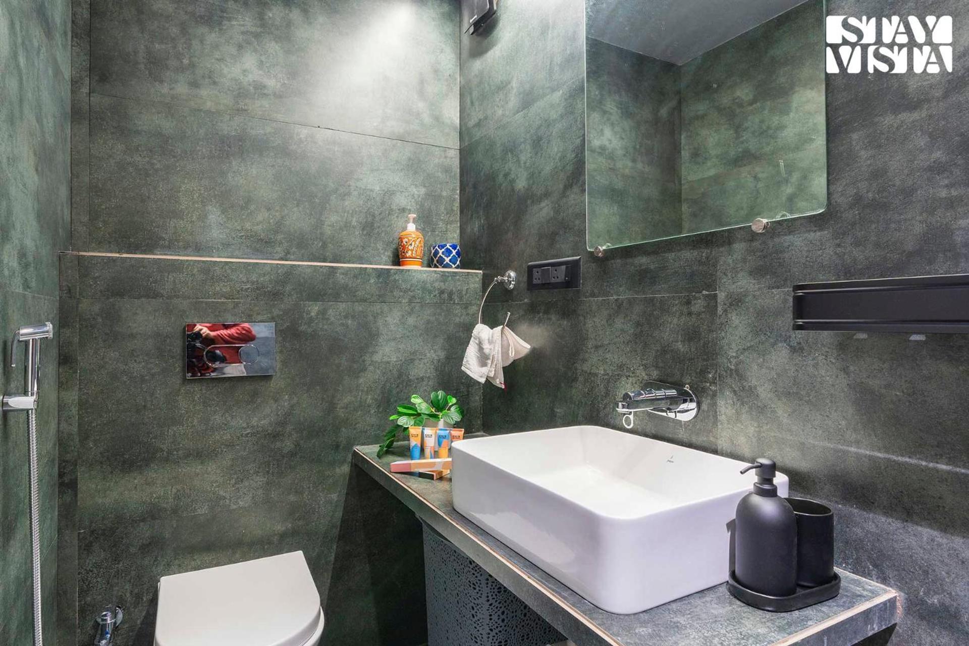 Stayvista'S Celeste Villa - Hill-View Retreat With Infinity Pool Nashik Bagian luar foto